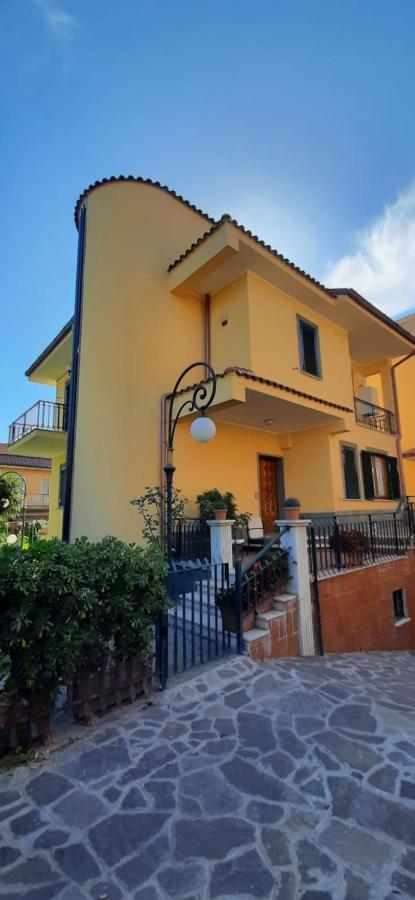 Anagnina Apartment Capistrano Rome Bagian luar foto
